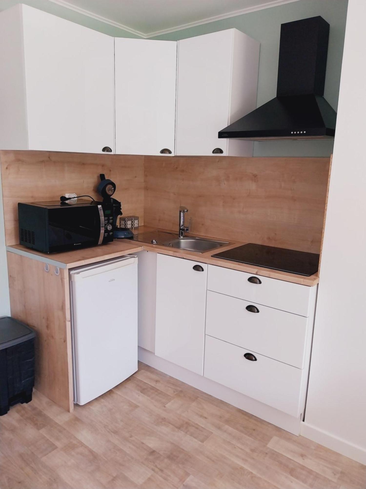 Superbe Grand Studio Tout Confort Avec Exterieur Poussan Eksteriør bilde